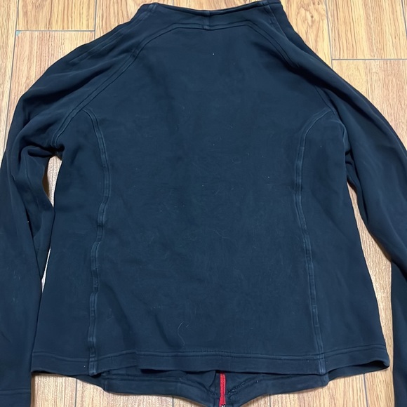 Tommy Hilfiger zip up - Picture 2 of 3